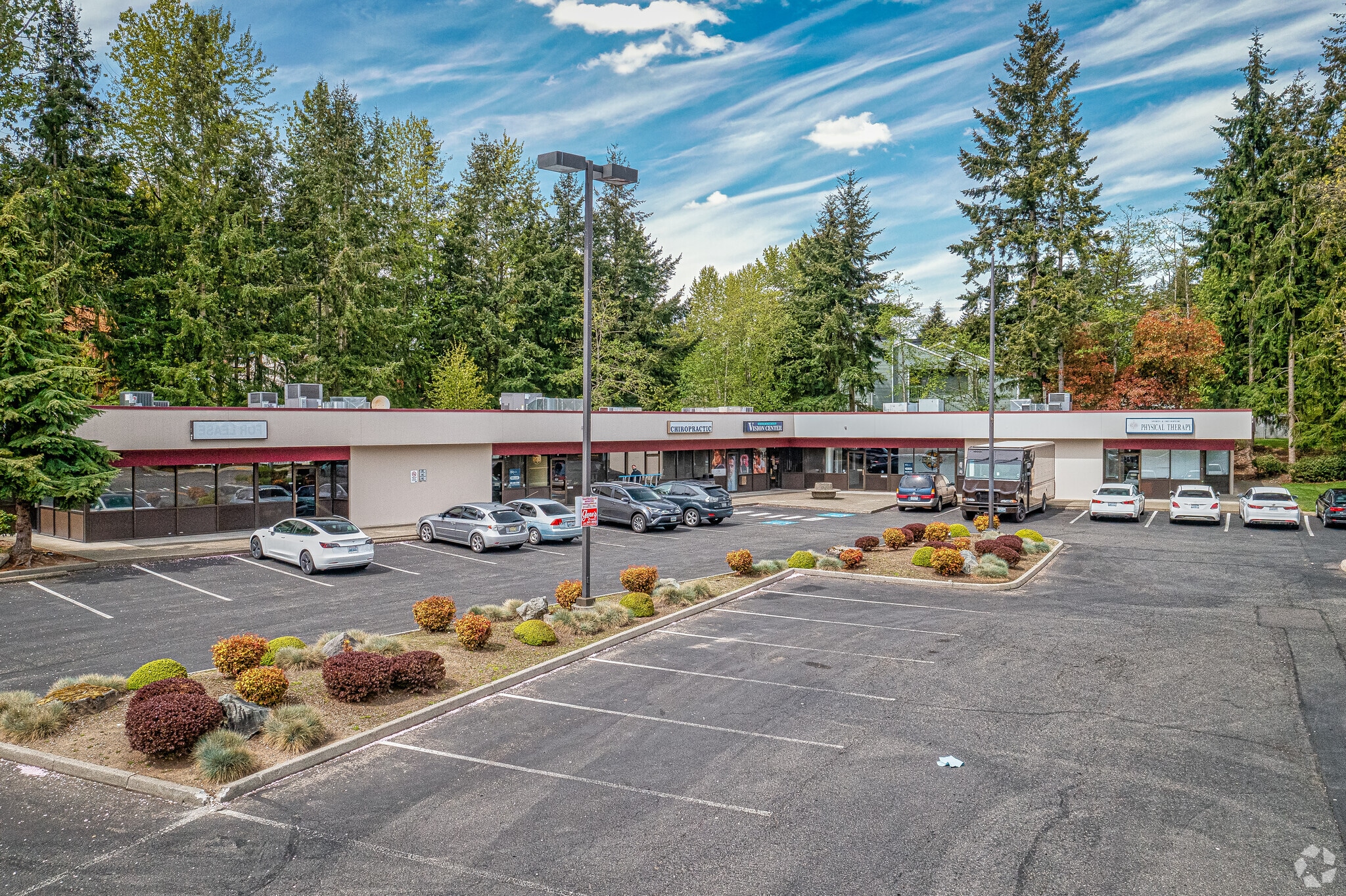 32717-32925 1st Ave S, Federal Way, WA à louer Photo de l’immeuble– Image 1 sur 16