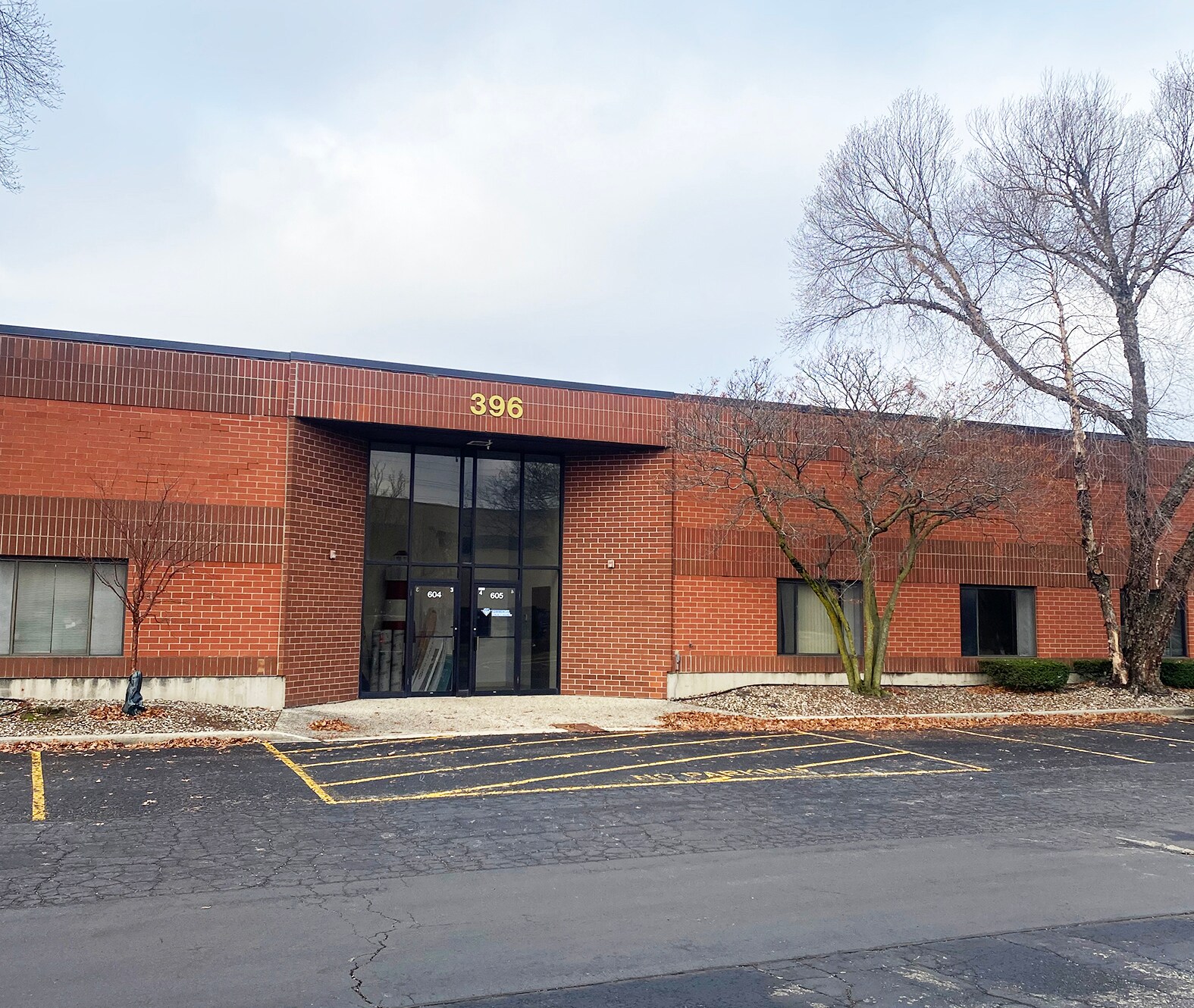 396 W Fenton Ln, West Chicago, IL à louer Photo intérieure– Image 1 sur 8