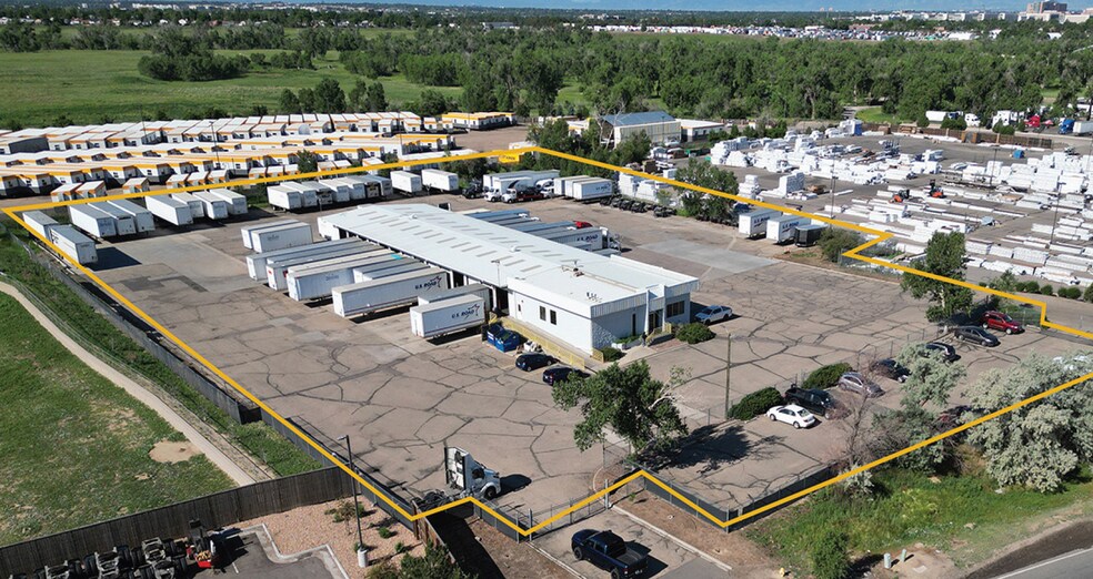16300 E Smith Rd, Aurora, CO à louer - Photo de l’immeuble – Image 2 sur 3