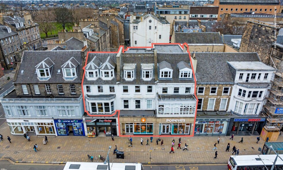 131-133 Princes St, Edinburgh à vendre - Photo de l’immeuble – Image 2 sur 2