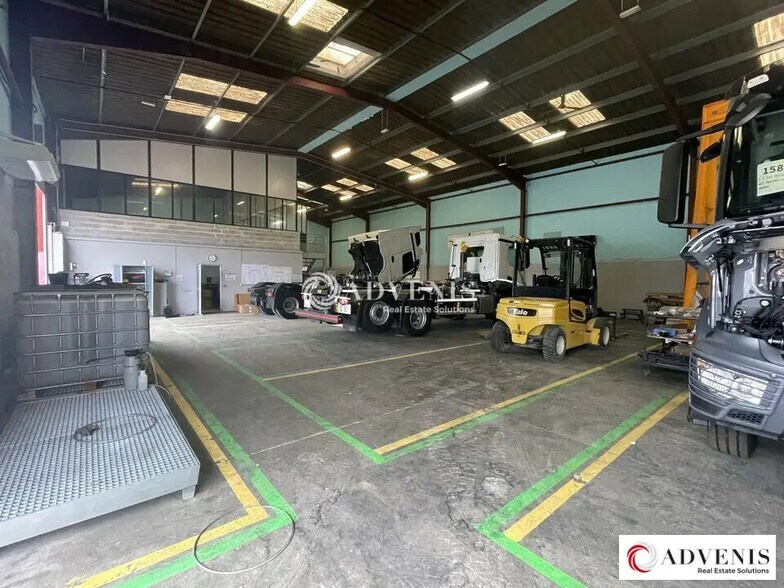 Local d’activités dans Blanquefort à louer - Photo intérieure – Image 2 sur 8