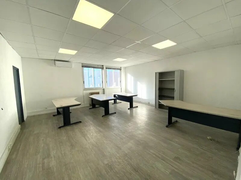 Bureau dans Villeneuve-Loubet à louer Photo intérieure– Image 1 sur 7