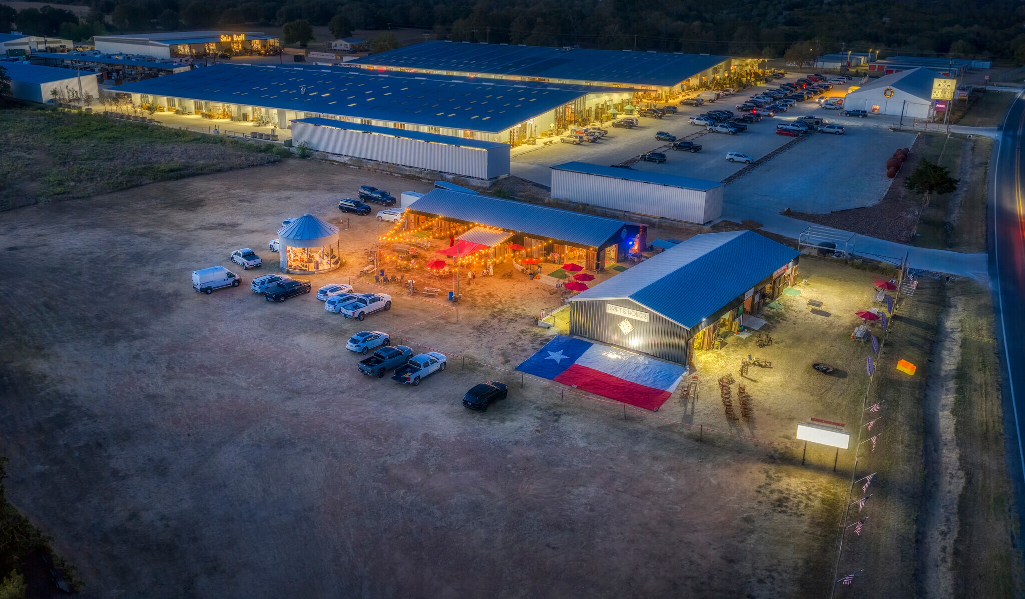 1440-A TX-237, Round Top, TX à vendre Photo de l’immeuble– Image 1 sur 49