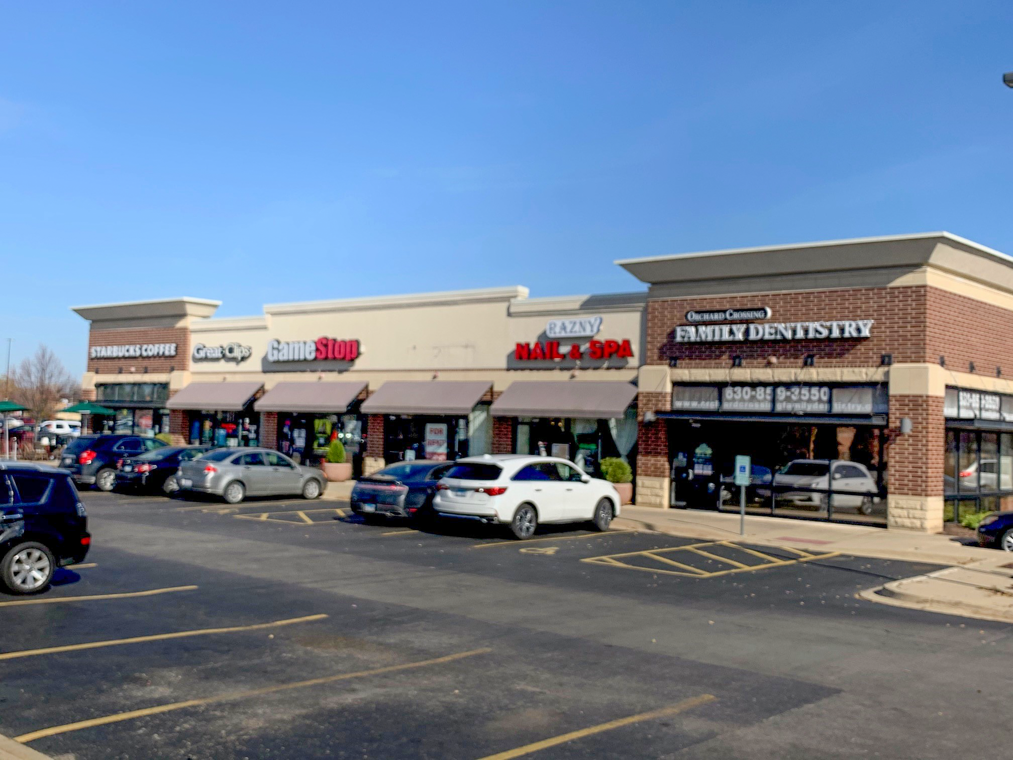 2080-2090 Orchard Rd, Montgomery, IL à louer Photo principale– Image 1 sur 5