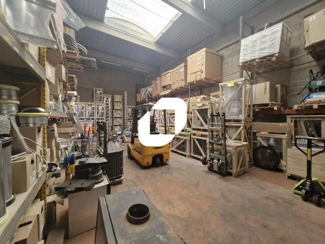 Plus de détails pour 13 Bis Allée Du Clos Des Charmes, Collégien - Bureau, Local d'activités à louer