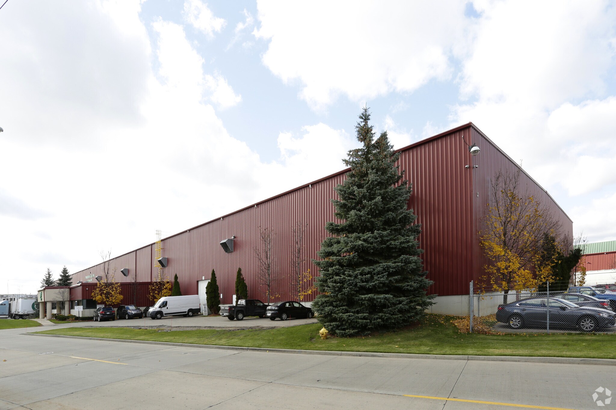 1111 Wallen Ave SW, Grand Rapids, MI à vendre Photo principale– Image 1 sur 20
