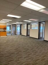 1281 W Georgia St, Vancouver, BC à louer Photo intérieure– Image 1 sur 12