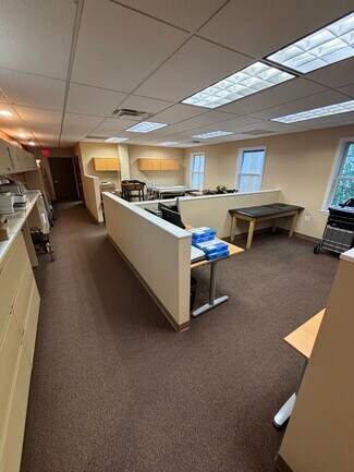 Plus de détails pour 15 Newark Ave, Belleville, NJ - Bureau à louer