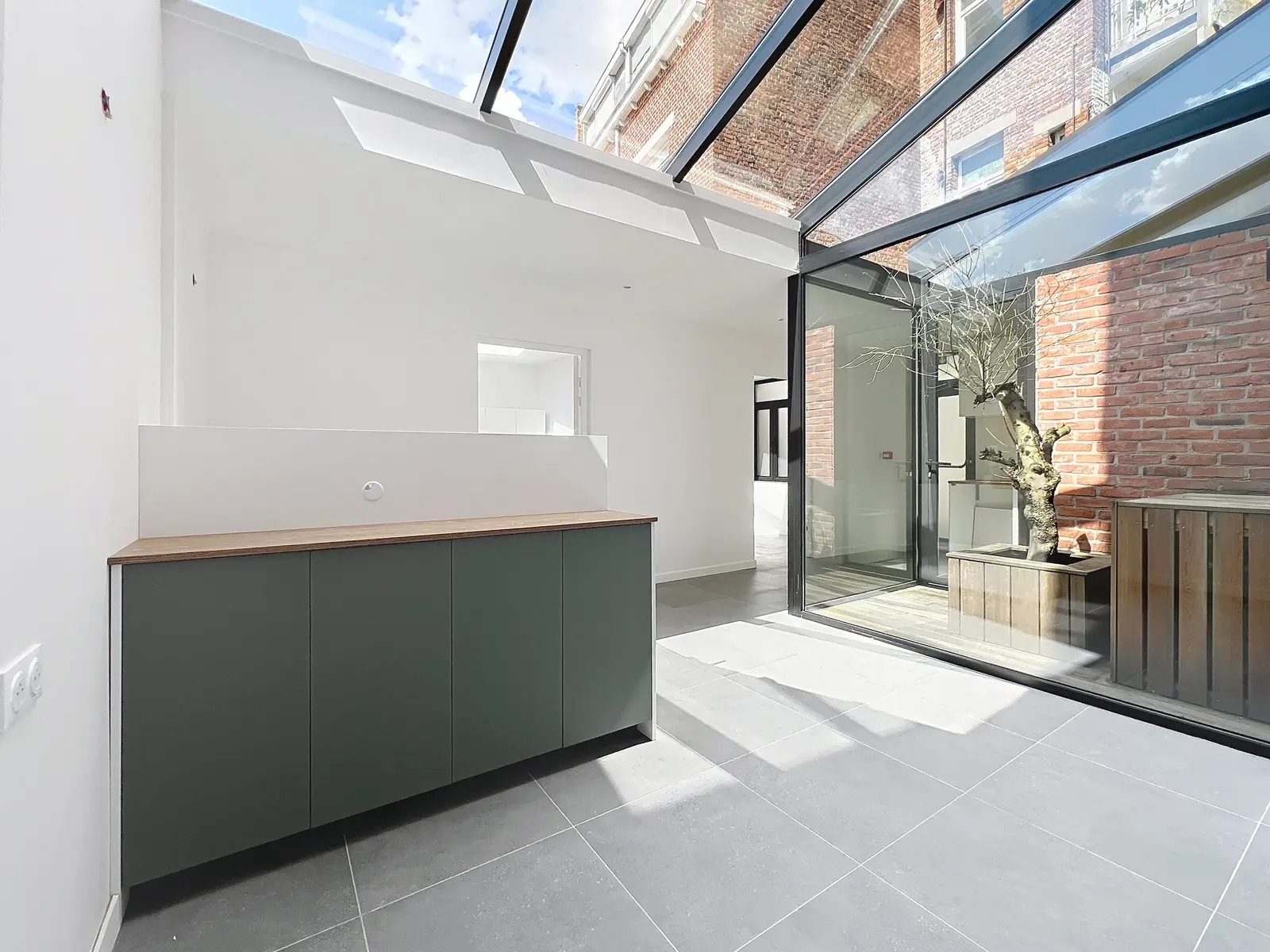 Bureau dans La Madeleine à louer Photo de l’immeuble– Image 1 sur 10