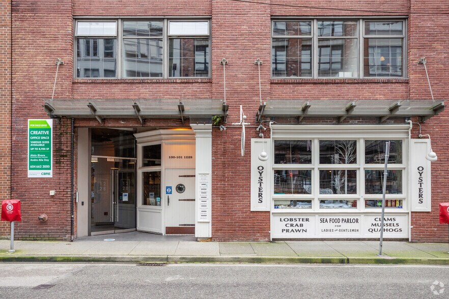 1228 Hamilton St, Vancouver, BC à vendre - Photo de l’immeuble – Image 3 sur 4