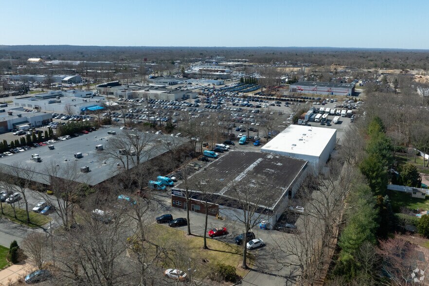 30 Jefferson Ave, Saint James, NY à louer - Aérien – Image 2 sur 2