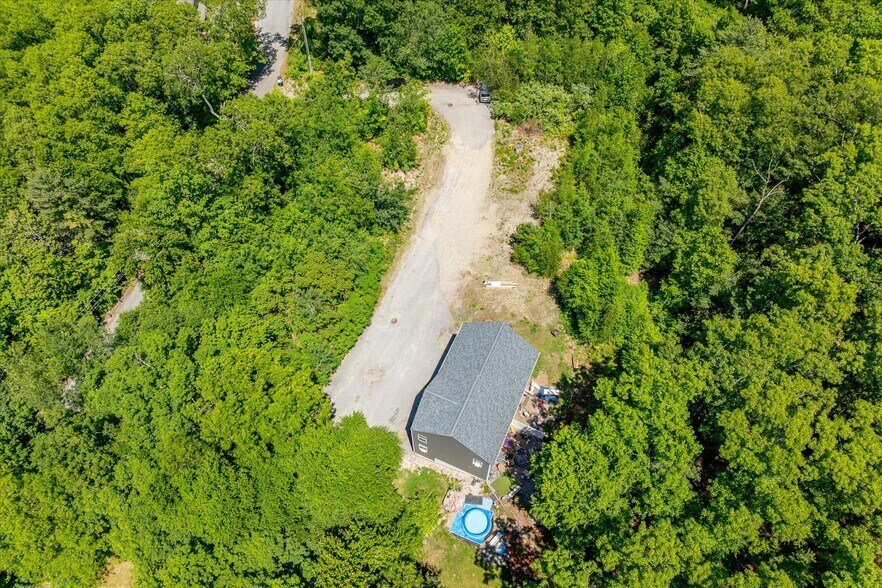 115 Groveland Ave, Putnam, CT à vendre - Photo de l’immeuble – Image 3 sur 12