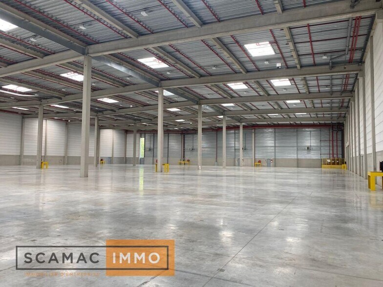 Industriel/Logistique dans Moissy Cramayel à louer - Photo de l’immeuble – Image 2 sur 11