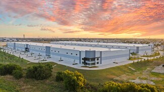 Plus de détails pour 160 Parker Way, Hutto, TX - Industriel/Logistique à vendre