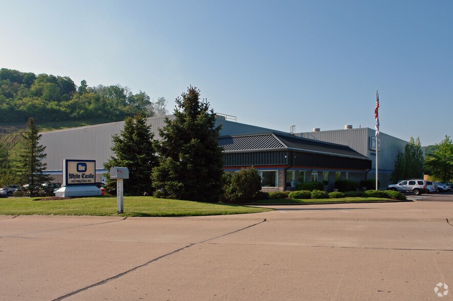 2009 Rolling Hills Dr, Fort Mitchell, KY à vendre - Photo de l’immeuble – Image 1 sur 2