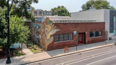 2125 W North Ave, Chicago, IL à louer Photo de l’immeuble– Image 2 sur 3