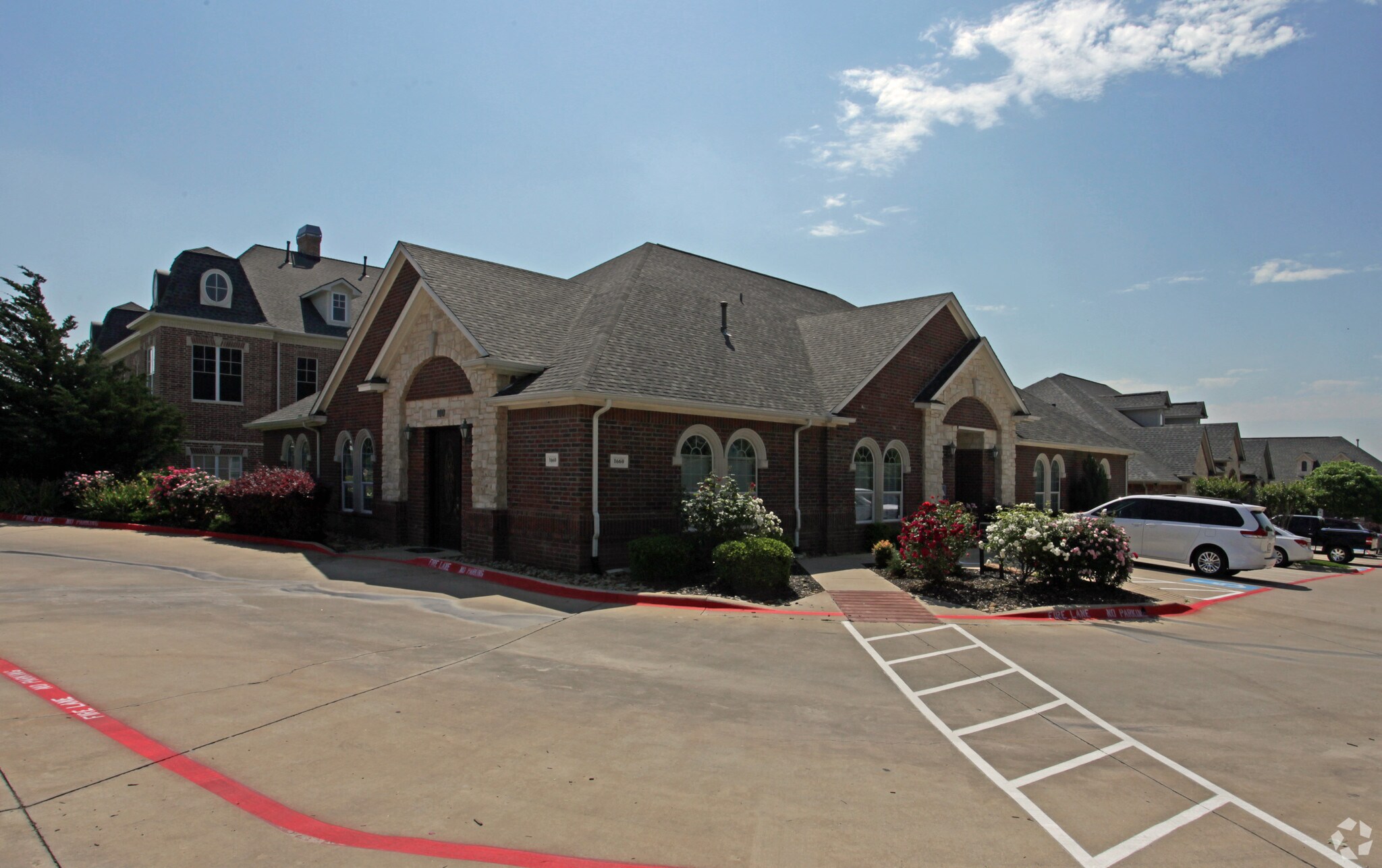1660 Keller Pky, Keller, TX à louer Photo principale– Image 1 sur 3