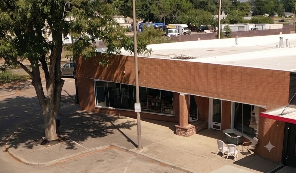 101 E 5th St, Loveland, CO à louer - Photo de l’immeuble – Image 2 sur 11
