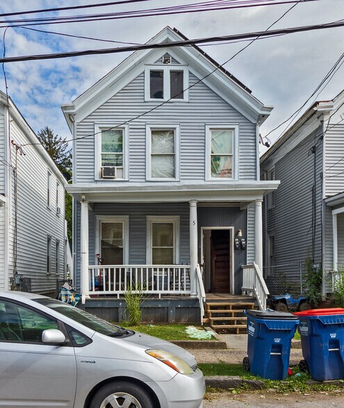 52 Van Buren St, Kingston, NY à vendre - Photo principale – Image 1 sur 1