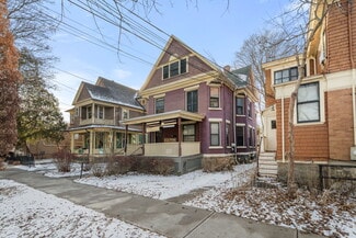 Plus de détails pour 108 S Albany St, Ithaca, NY - Bureau à vendre