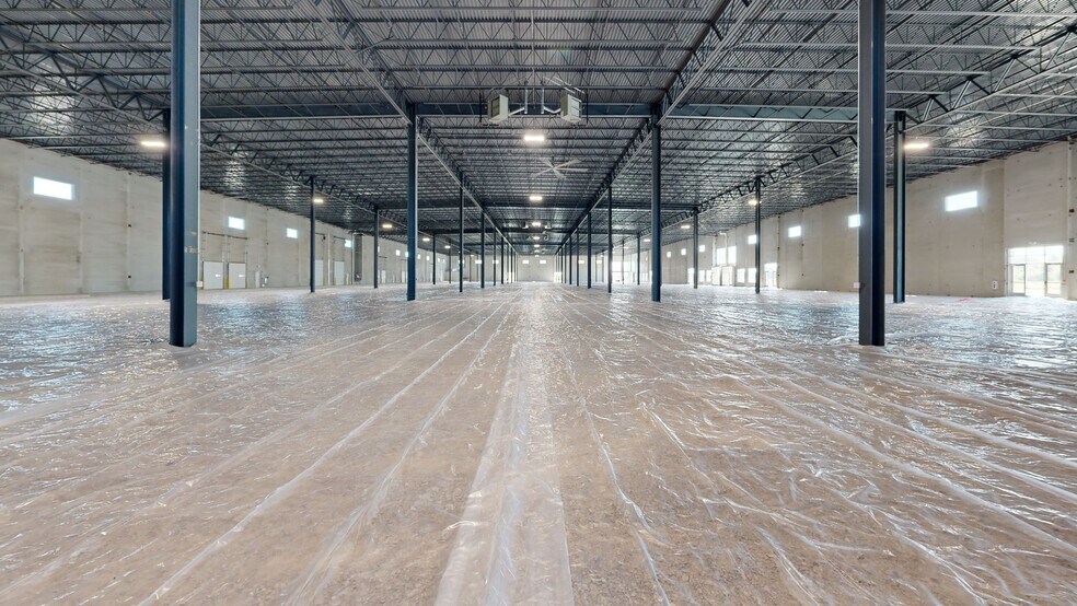 N53W25374 Highlands Court, Sussex, WI à louer - Numérisation 3D Matterport – Image 2 sur 14