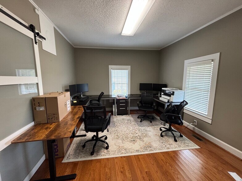 708 E Main St, Lexington, SC à louer - Photo de l’immeuble – Image 2 sur 15