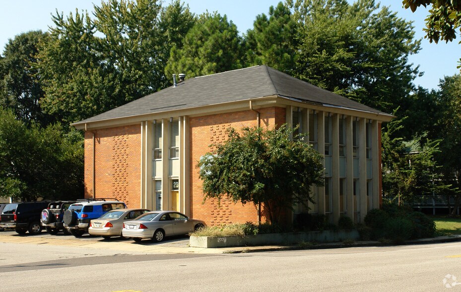 2029 Peabody Ave, Memphis, TN à louer - Photo principale – Image 1 sur 33