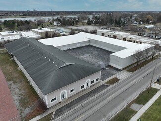 Plus de détails pour 801 S Henry St, Bay City, MI - Industriel/Logistique à vendre
