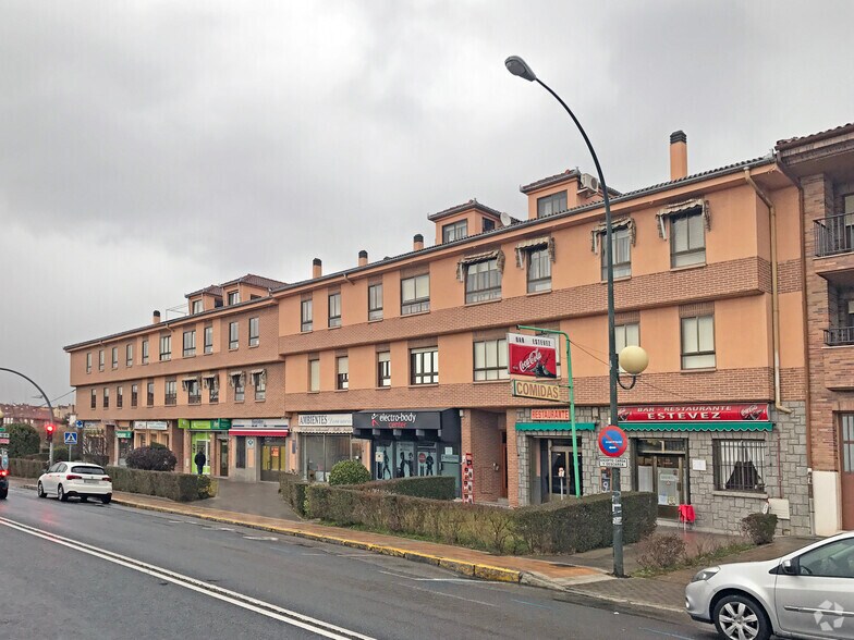 Avenida Vía Roma, 18, Segovia, Segovia à louer - Photo principale – Image 1 sur 3