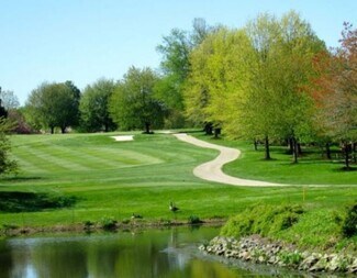 Plus de détails pour 401 Chandler Dr, West Chester, PA - Sports et loisirs à vendre