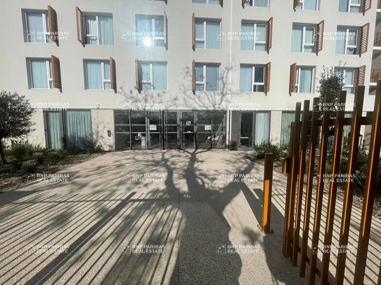 Bureau dans Montpellier à louer - Photo de l’immeuble – Image 2 sur 10