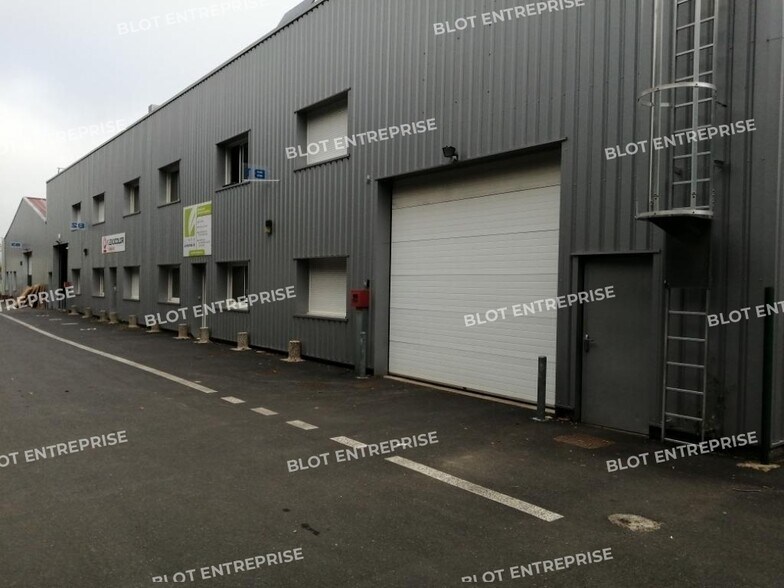 Industriel/Logistique dans Bouguenais à louer - Photo de l’immeuble – Image 1 sur 7