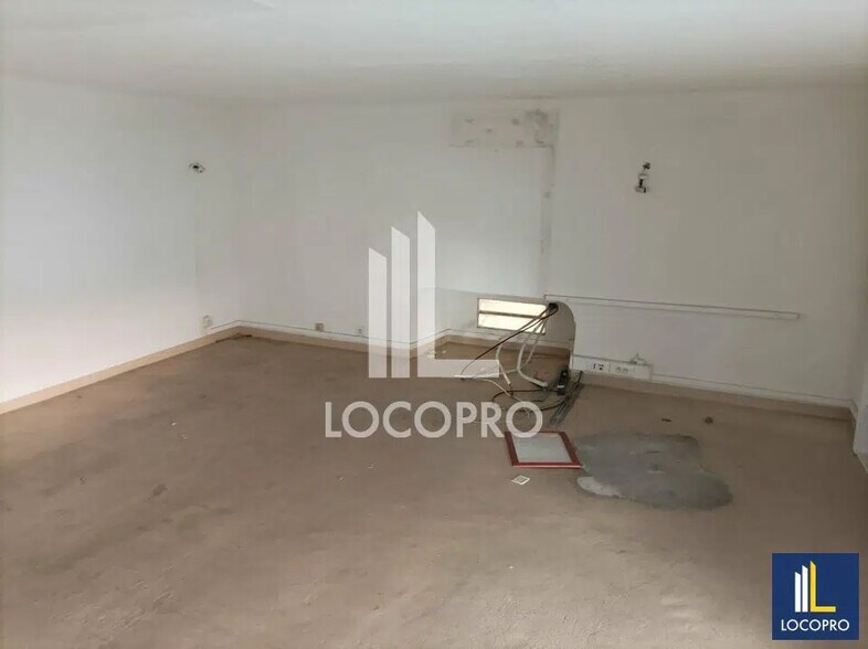 Local commercial dans Nice à louer - Photo de l’immeuble – Image 2 sur 6