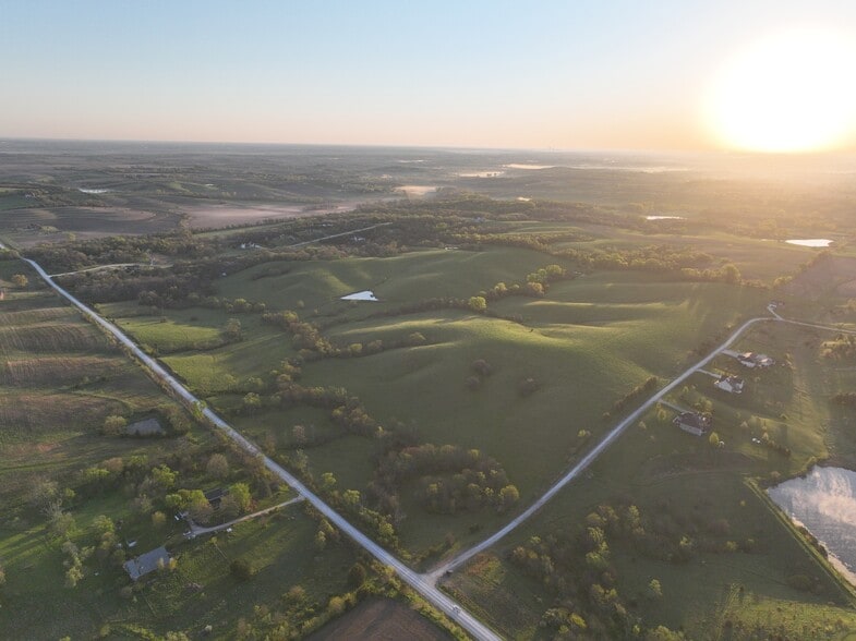 1326 Timber Ridge Ave, Van Meter, IA à vendre - Photo principale – Image 1 sur 8