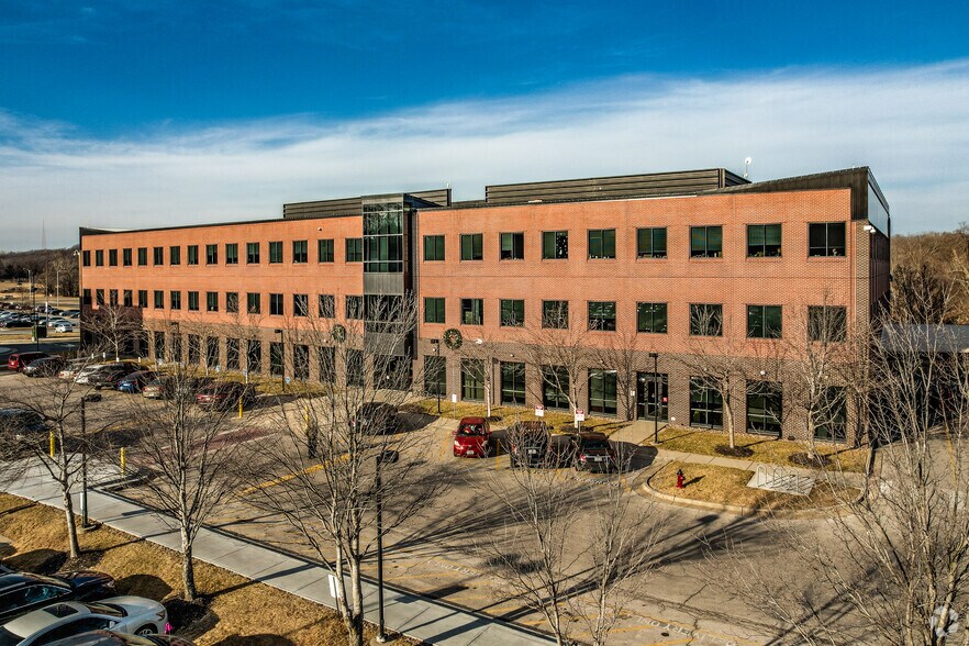 4001 Dr Martin Luther King Jr Blvd, Kansas City, MO à louer - Photo de l’immeuble – Image 2 sur 5