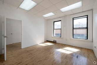 1916-1938 Park Ave, New York, NY à louer Photo intérieure– Image 1 sur 3