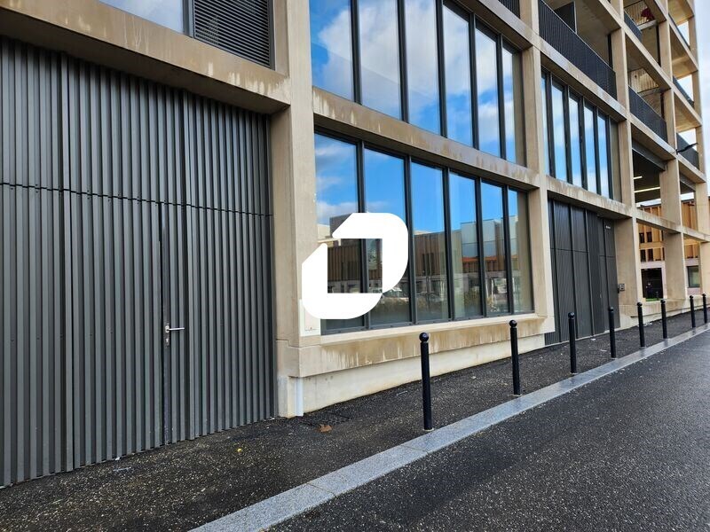 Local d'activités dans Bordeaux à vendre Photo de l’immeuble– Image 1 sur 21