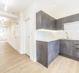 132 Southwark St, Londres à louer Photo intérieure– Image 1 sur 2