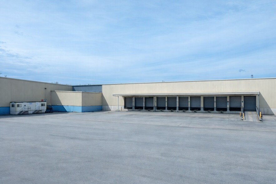 13850 Cottage Grove Ave, Dolton, IL à louer - Photo de l’immeuble – Image 2 sur 11