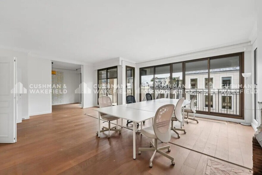 Bureau dans Neuilly-sur-Seine à vendre - Photo de l’immeuble – Image 2 sur 34