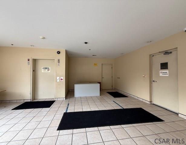 625 Main St, Johnstown, PA à louer - Hall d’entrée – Image 3 sur 31