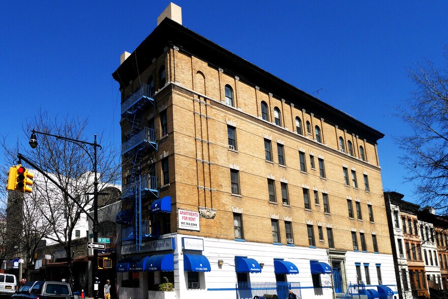 471 W 147th St, New York, NY à vendre - Photo de l’immeuble – Image 3 sur 6