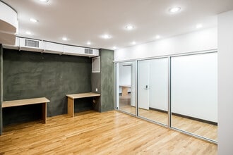 262-268 W 44th St, New York, NY à louer Photo intérieure– Image 1 sur 4