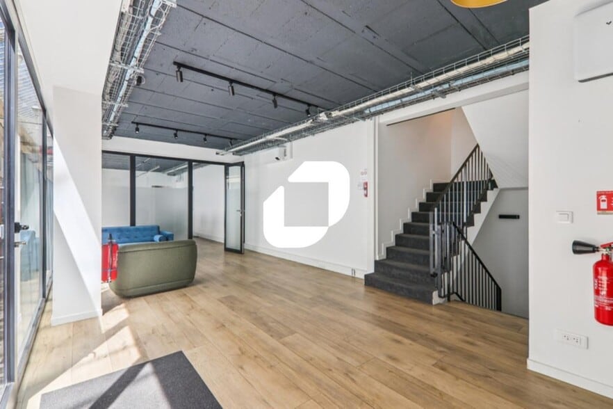 Bureau dans Paris à vendre - Photo de l’immeuble – Image 3 sur 22