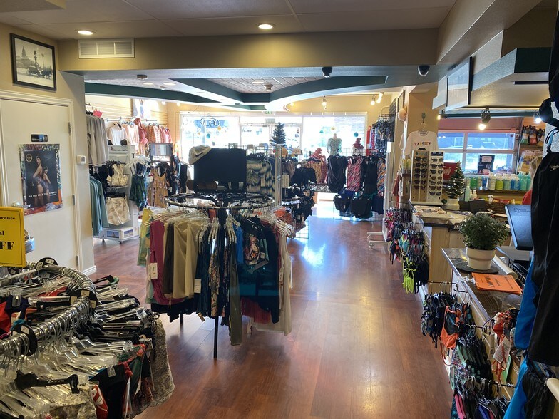 4025-4045 E Iliff Ave, Denver, CO à vendre - Photo intérieure – Image 3 sur 17