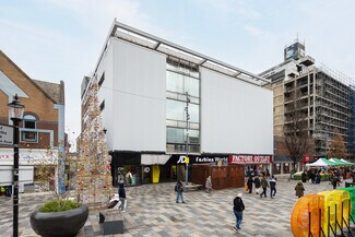 Plus de détails pour 177-185 High Rd, Ilford - Local commercial à louer
