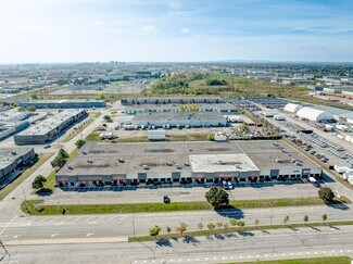 Plus de détails pour 3420-3480 Boul Industriel, Laval, QC - Bureau, Industriel/Logistique à louer