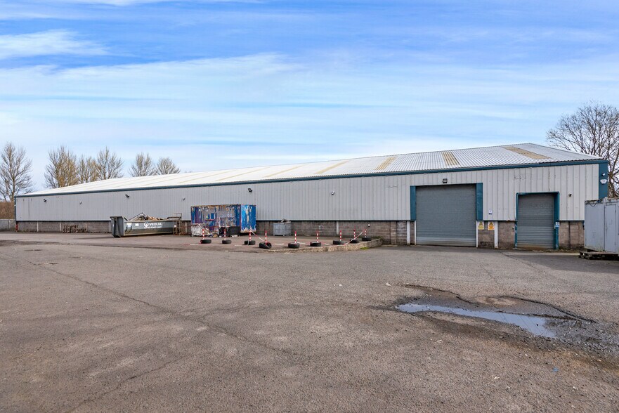 33 Inchmuir Rd, Bathgate à louer - Photo de l’immeuble – Image 3 sur 8
