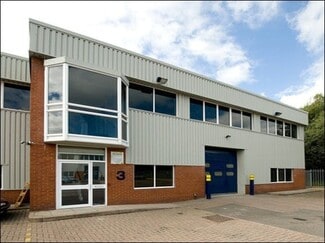 Plus de détails pour Brooker Rd, Waltham Abbey - Industriel/Logistique à louer