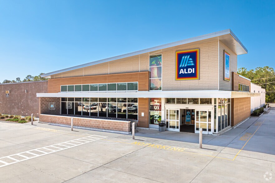 137 Northshore Blvd, Slidell, LA à louer - Photo de l’immeuble – Image 2 sur 4